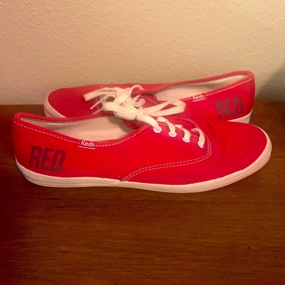 Keds - RED Taylor Swift Collection